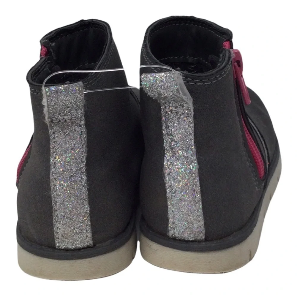 Oshkosh B‎ Gosh Gray & Pink Glitter booties